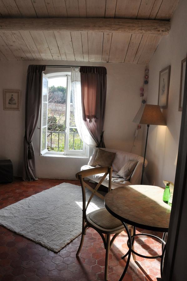 Bed and Breakfast Le Mas En Provence Entrechaux Exterior foto